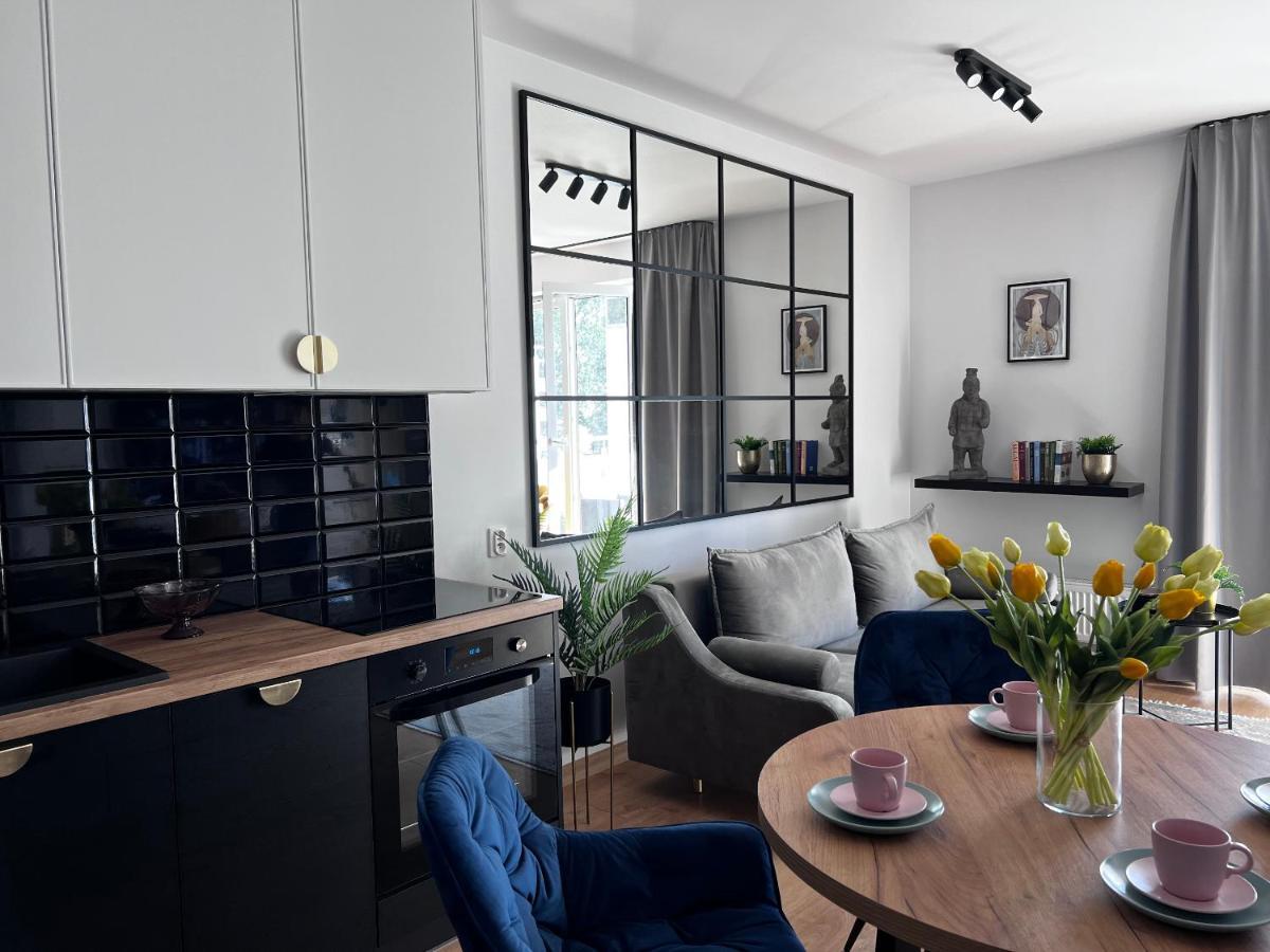 Europa22 Apartament "Sen Jak W Pieciogwiazdkowym Hotelu" - Centrum Miasta Tomaszów Mazowiecki 外观 照片