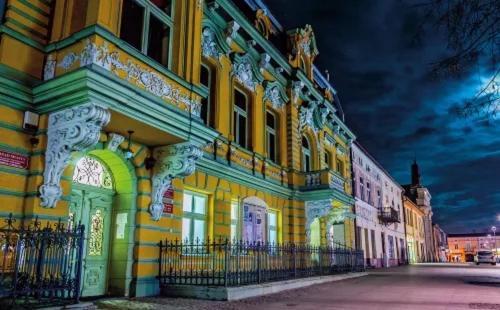 Europa22 Apartament "Sen Jak W Pieciogwiazdkowym Hotelu" - Centrum Miasta Tomaszów Mazowiecki 外观 照片